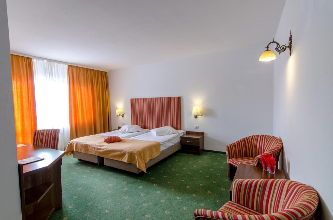 Cheile Gradistei Fundata Resort エクステリア 写真
