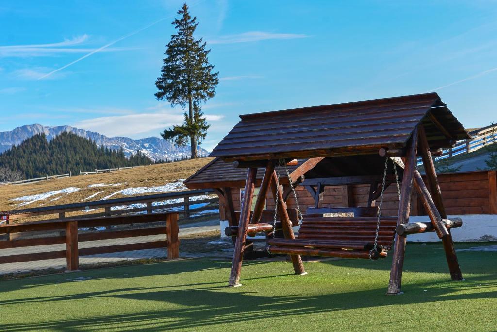 Cheile Gradistei Fundata Resort エクステリア 写真